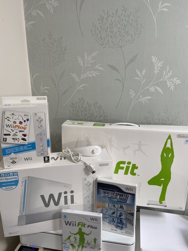 Nintendo wii console - wii, fit