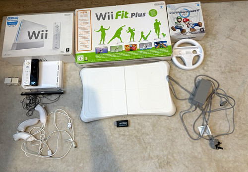 Nintendo wii white - nintendo,