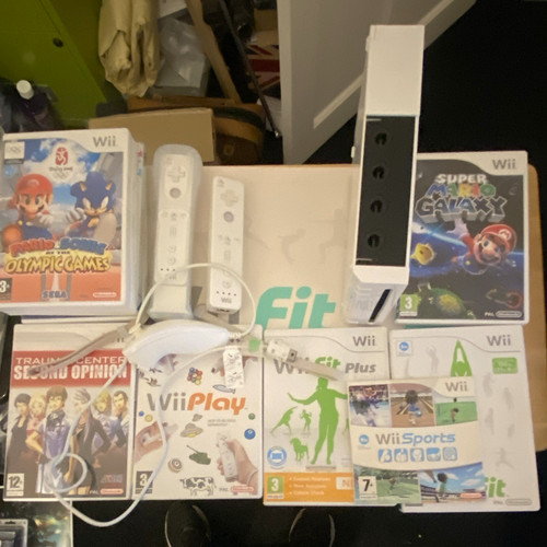 Nintendo wii white console - wii,