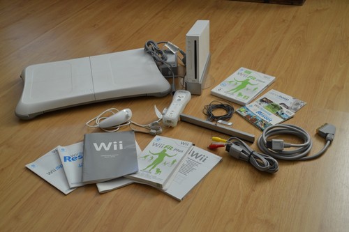 Nintendo wii fit plus - wii,